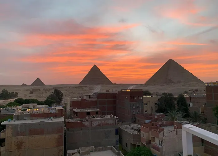 Horus Guest House Pyramids