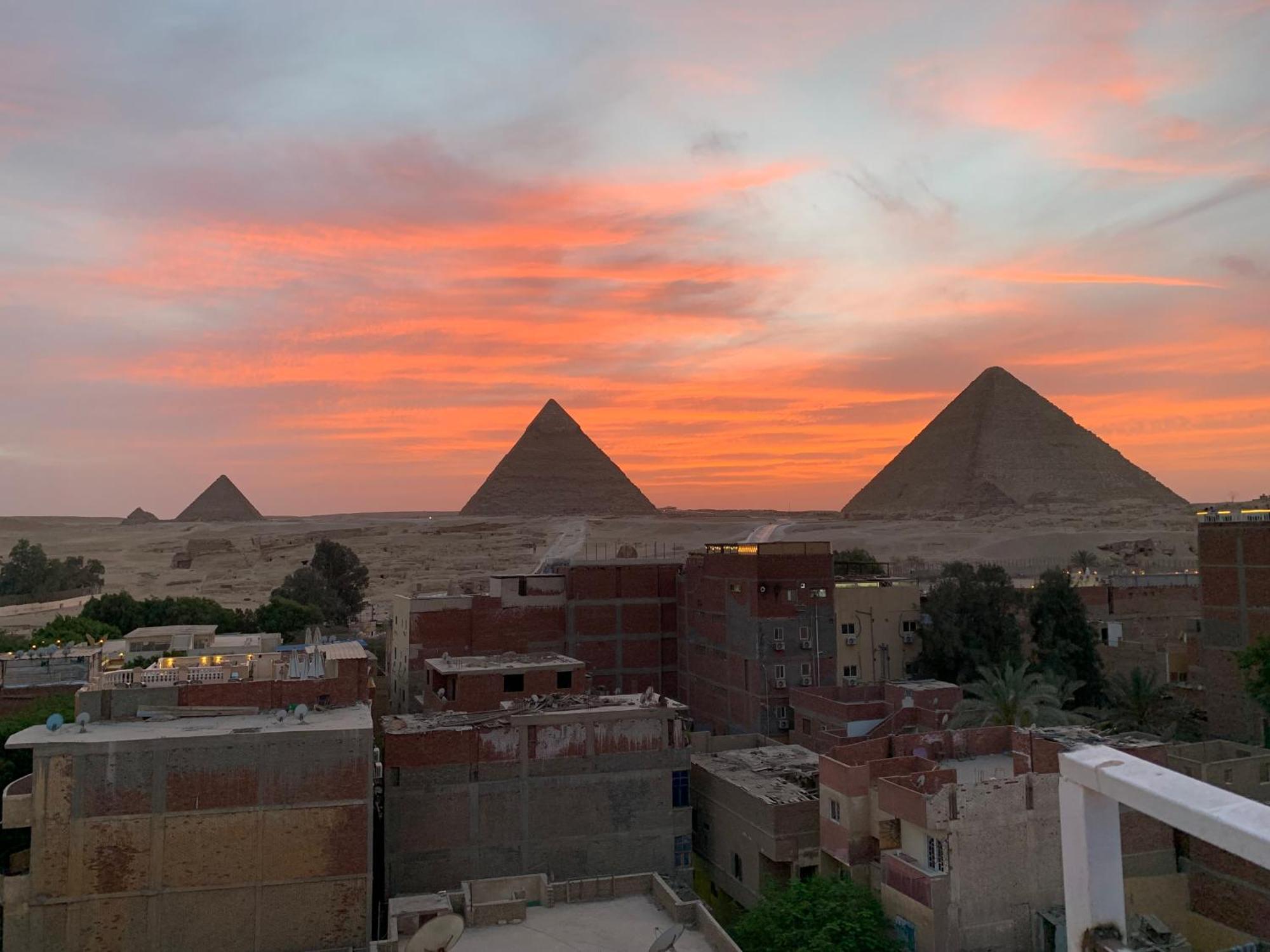 Horus Pyramids אכסניה Kafret el-Gabal